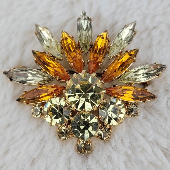 1950's Yellow and Bronze Rhinestone Spray Pin - Picture 1 of 4
